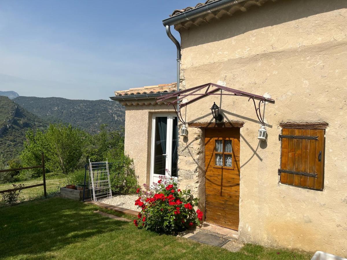 Cabanon Entoure De Montagnes Et D'Oliviers Villa Nyons Eksteriør billede